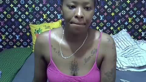 Snapshot of velvet_temptress chatting on July 22, 4:04 am velvet online show from July 22, 4:04 am