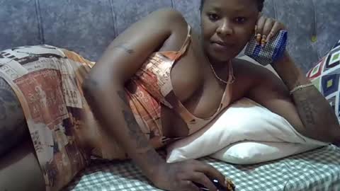 Snapshot of velvet_temptress chatting on July 25, 6:33 am velvet online show from July 25, 6:33 am