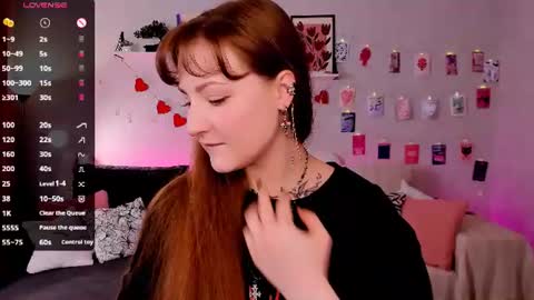 Snapshot of velvetcherry_ chatting on July 22, 8:50 am Mia online show from July 22, 8:50 am