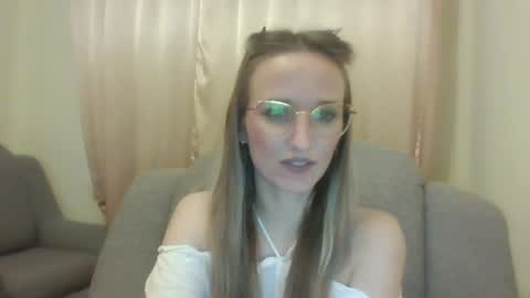 Snapshot of velvetintuition chatting on May 2, 8:36 pm velvetintuition online show from May 2, 8:36 pm