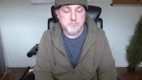 velvetknight97 online show from February 24, 9:02 pm