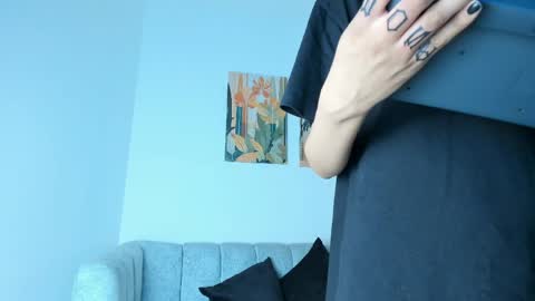 Snapshot of velvetnoir__ chatting on May 31, 11:50 am online show from May 31, 11:50 am