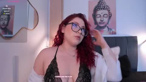 Snapshot of velvetscarlett chatting on March 20, 11:48 am velvetscarlett online show from March 20, 11:48 am