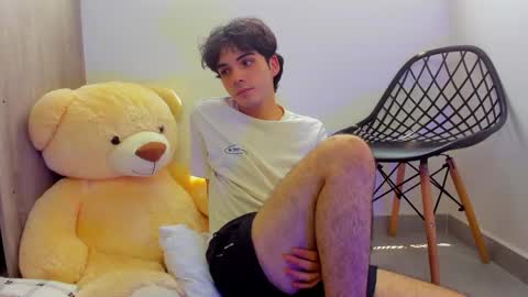 Steven online show from April 30, 5:08 pm