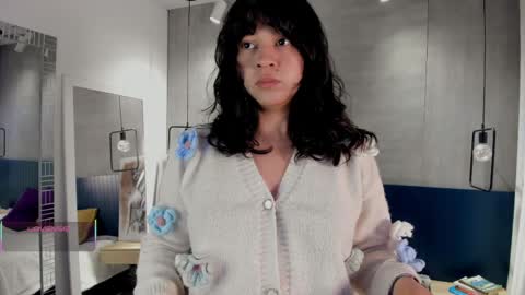 velvettease_ online show from April 6, 12:39 pm