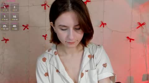 VelvetVine online show from April 17, 9:23 am