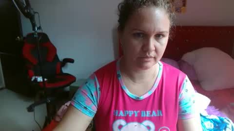 venecasexy44 online show from June 3, 2:44 pm