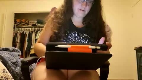 venerate_degenerate online show from November 14, 3:44 pm