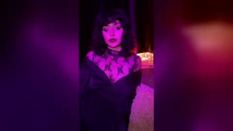 Snapshot of venom_goddess chatting on March 8, 8:12 pm venom_goddess online show from March 8, 8:12 pm