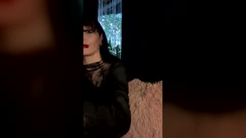 Snapshot of venom_goddess chatting on May 14, 6:26 pm venom_goddess online show from May 14, 6:26 pm