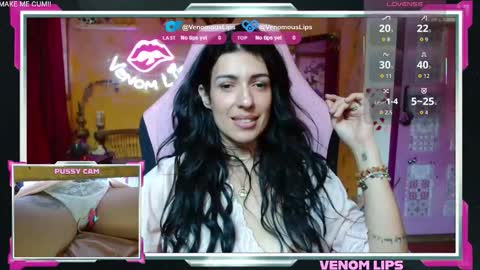 Snapshot of venomouslips chatting on October 8, 1:31 pm VenomLips online show from October 8, 1:31 pm