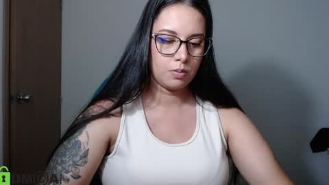 Snapshot of venus__24 chatting on May 6, 5:03 am venus online show from May 6, 5:03 am