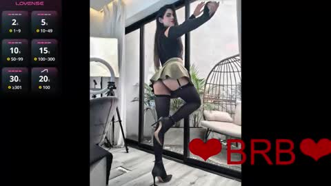 VENUS online show from March 10, 11:15 am