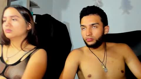 venus_saturno online show from November 15, 9:32 pm