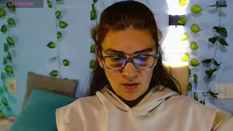 Snapshot of venus_swet chatting on June 15, 2:58 am Catalina online show from June 15, 2:58 am