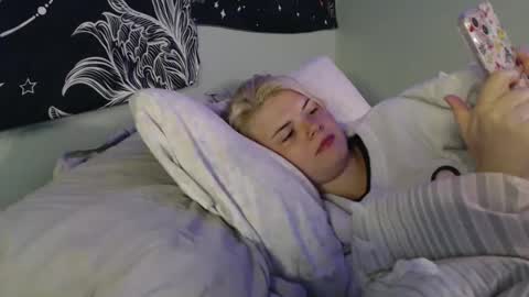 Miss Venus online show from October 13, 12:49 pm