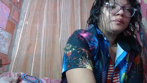 Snapshot of venuslovelatina chatting on March 18, 12:41 pm venuslovelatina online show from March 18, 12:41 pm