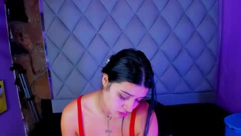 Snapshot of venusowen_ chatting on September 14, 11:09 am Venusowen online show from September 14, 11:09 am
