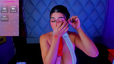 Snapshot of venusowen_ chatting on October 4, 2:48 pm Venusowen online show from October 4, 2:48 pm