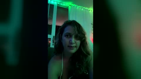 Snapshot of venusrain chatting on August 1, 7:29 am Venus Rain online show from August 1, 7:29 am