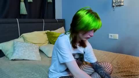 Erica online show from October 8, 8:28 pm