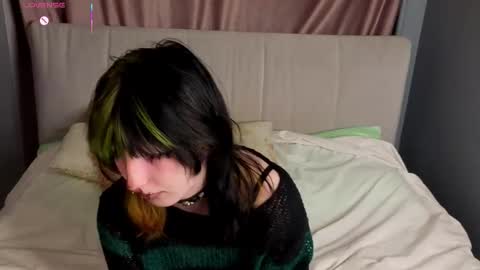 Erica online show from October 19, 8:09 pm