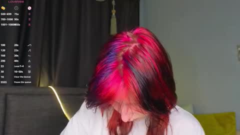 Snapshot of veolatownson chatting on January 18, 8:12 pm Erica online show from January 18, 8:12 pm