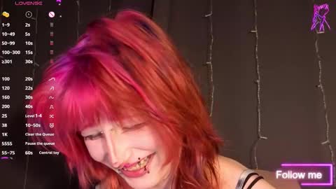 Snapshot of veolatownson chatting on February 15, 8:05 pm Erica online show from February 15, 8:05 pm