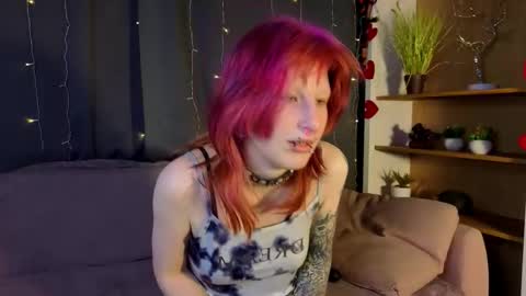 Snapshot of veolatownson chatting on February 24, 7:56 pm Erica online show from February 24, 7:56 pm