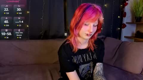 Erica online show from March 6, 8:27 pm