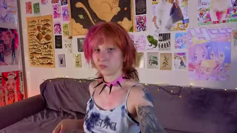 Snapshot of veolatownson chatting on June 9, 8:20 pm Erica online show from June 9, 8:20 pm