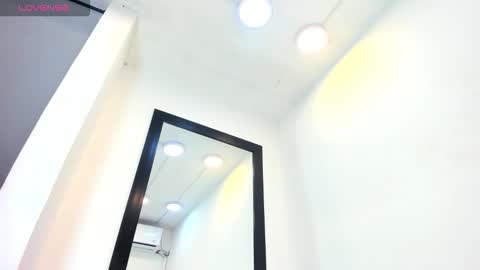 vera online show from March 24, 11:59 am