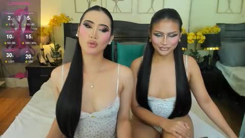 Snapshot of vera_krasovaxxx chatting on September 18, 10:06 am your1andonlySAVY online show from September 18, 10:06 am