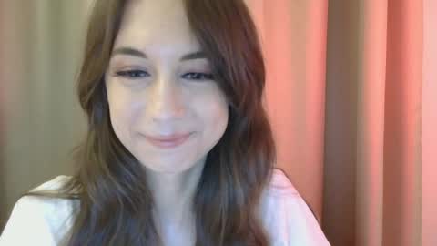 Una online show from September 16, 5:58 pm