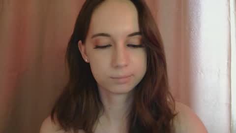 Una online show from February 22, 12:26 pm