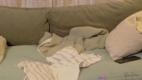 Snapshot of veravictors chatting on January 16, 7:01 am Vera Victors online show from January 16, 7:01 am