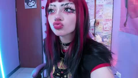 Snapshot of vero_osb chatting on May 21, 11:34 pm online show from May 21, 11:34 pm