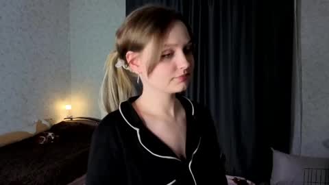 Veronica online show from May 23, 6:34 pm