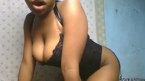 verolla31 online show from September 24, 6:33 pm