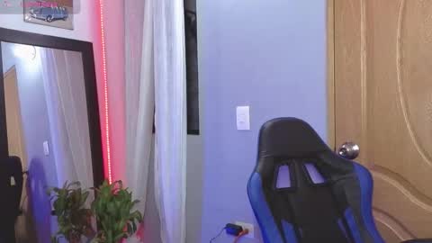 veronica_118 online show from March 7, 5:04 am