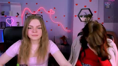 Ronni online show from March 19, 8:24 pm