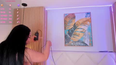 veronica_hill_ online show from April 17, 3:09 am