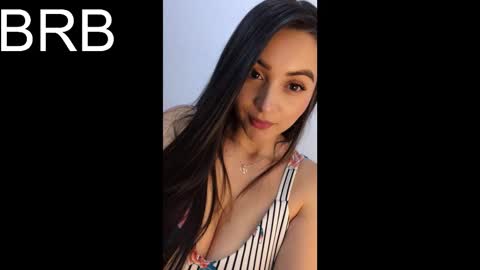 Snapshot of veronicaa_4 chatting on December 22, 7:27 am Veronica Rodriguez online show from December 22, 7:27 am