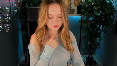  VERONICA  FOLLOW ME  online show from January 19, 7:01 am