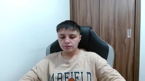 Snapshot of veronicaelite16 chatting on December 24, 10:39 pm Veronica Clark online show from December 24, 10:39 pm