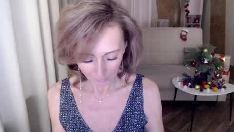 Helen online show from December 28, 5:44 am