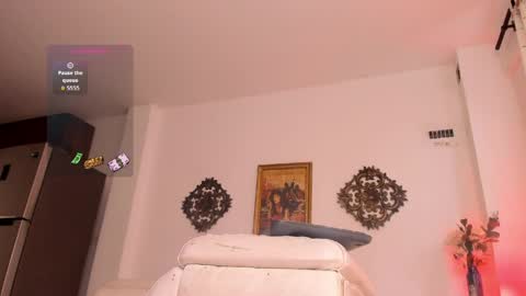 Snapshot of veronicagilss chatting on May 22, 4:45 pm Veronica Gills online show from May 22, 4:45 pm