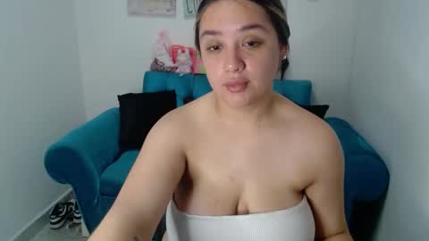 Snapshot of veronicaparkersex chatting on April 23, 12:29 pm veronicaparkersex online show from April 23, 12:29 pm