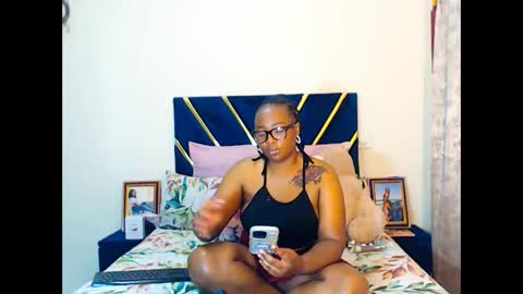 veronicarod1 online show from February 25, 1:48 am