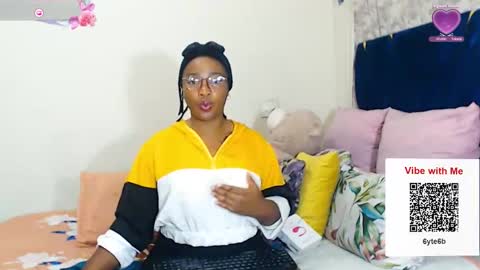 veronicarod1 online show from March 22, 8:45 pm